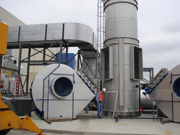 Cad iad roinnt lochtanna coitianta lucht leanúna lártheifeacha?